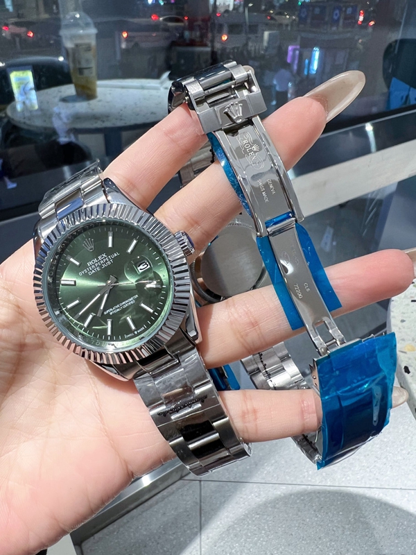 ブランド時計内部構造